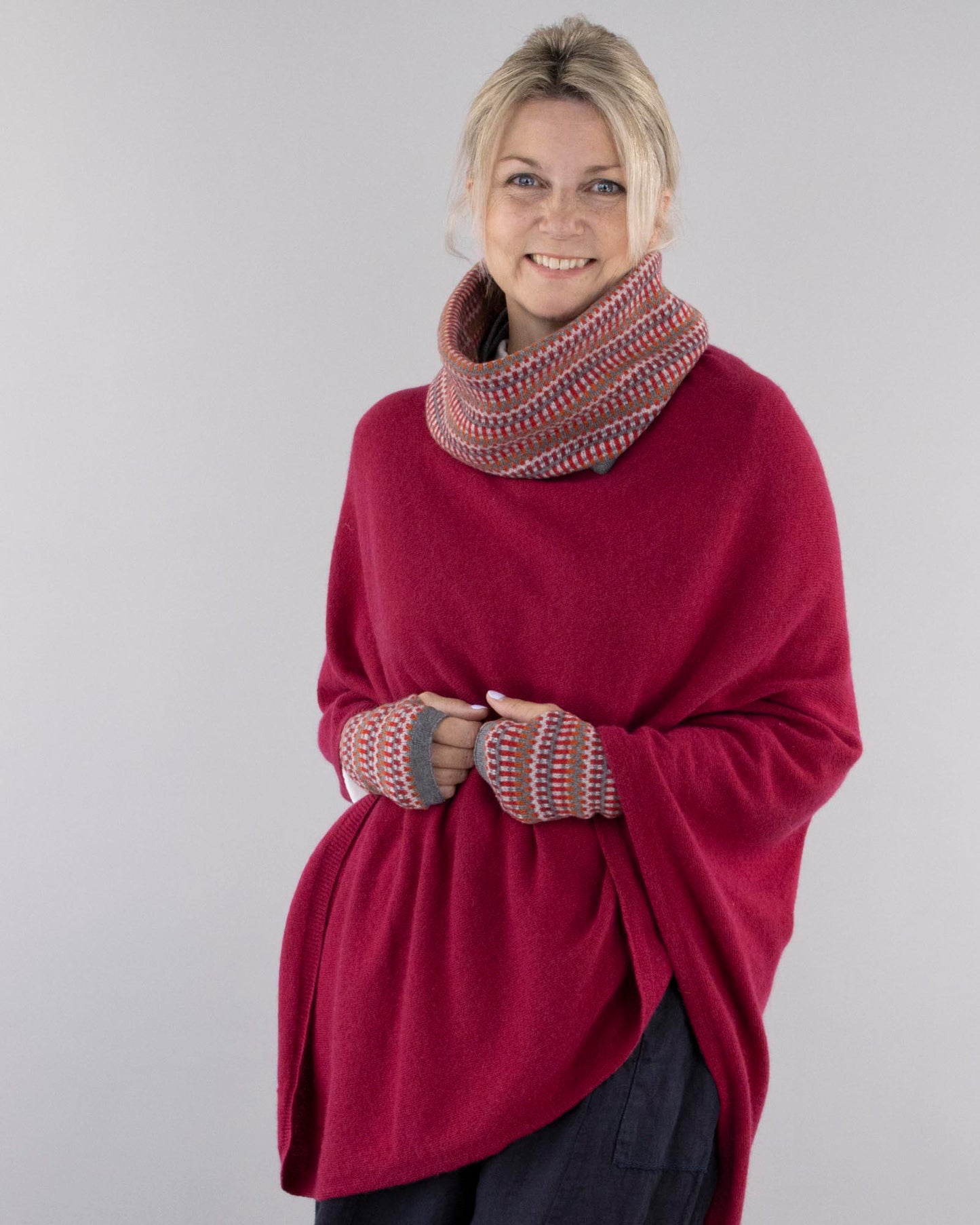 Classic Cashmere Blend Poncho
